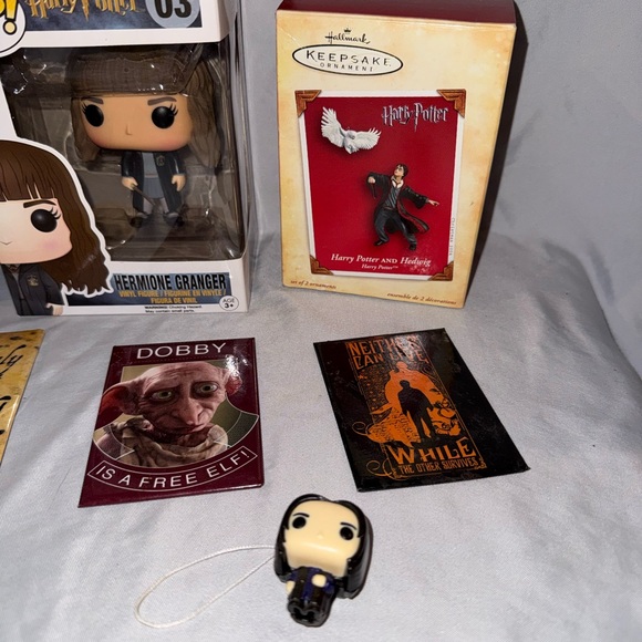 Harry Potter  Collector Set - Picture 7 of 9
